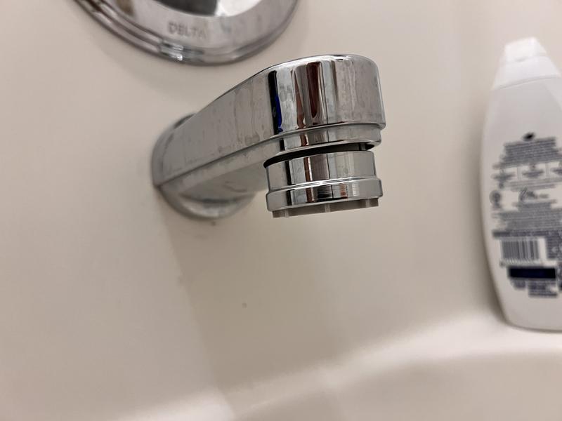 Have a question about Delta Innovations Pull-Down Diverter