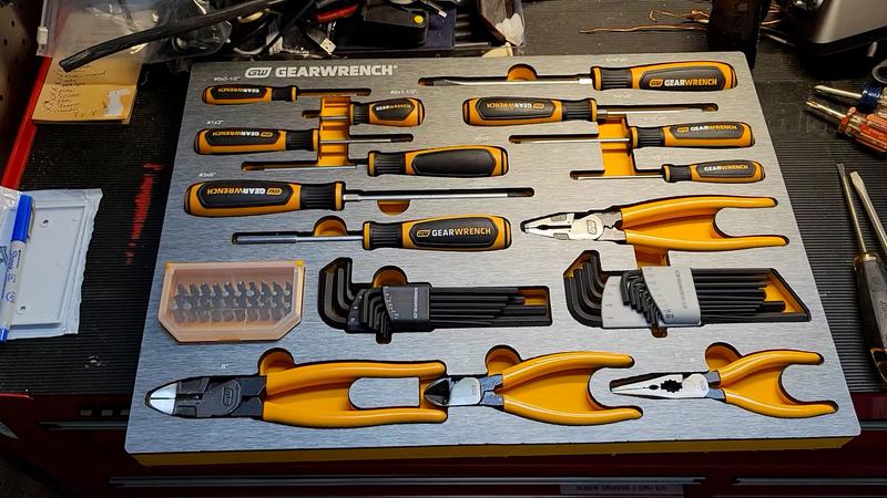 GEARWRENCH 1/4 in., 3/8 in. and 1/2 in. Drive Mechanics Tool Set in EVA with 26 in. 5-Drawer GSX Rolling Tool Cabinet (192-Pieces)
