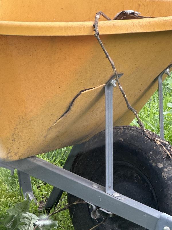 Reviews for True Temper 6 cu. ft. Poly Wheelbarrow with