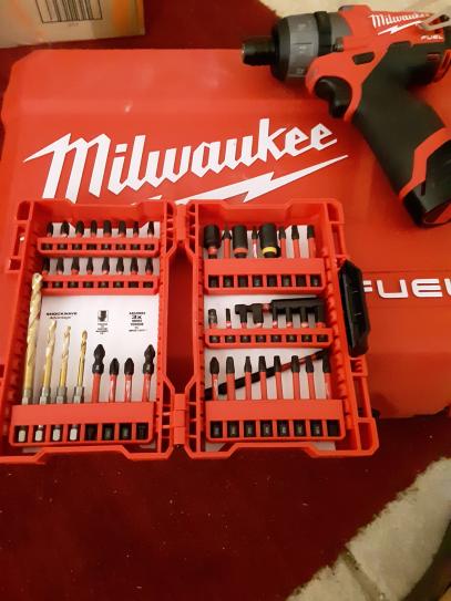 Milwaukee M12 12V Lithium-Ion Cordless 1/4 in. Hex Screwdriver Kit w/ SHOCKWAVEImpact Duty Driver Alloy Steel Bit Set (50-Pc)
