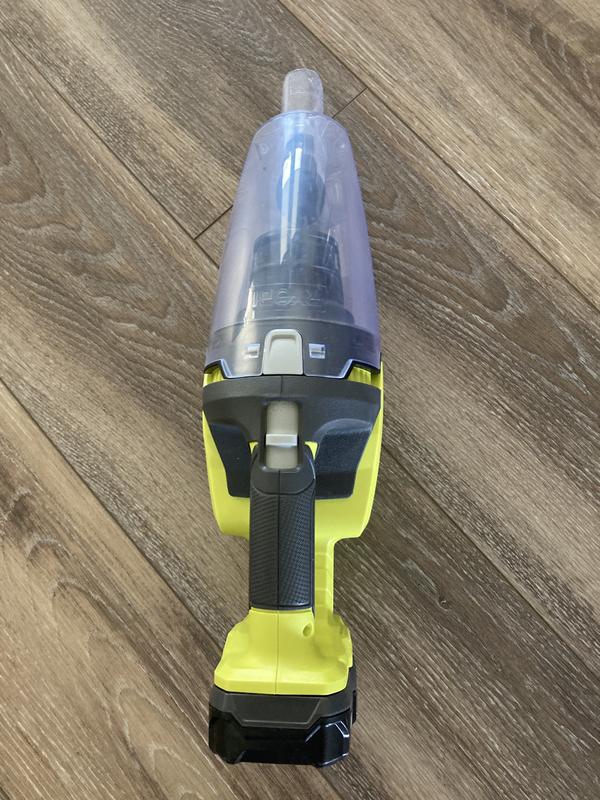 RYOBI ONE+ 18V Cordless Stick Vacuum Cleaner Kit w/ 4.0 Ah Battery