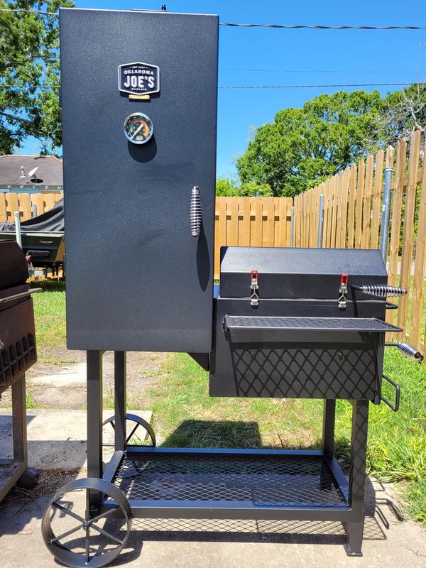 Reviews for OKLAHOMA JOE S Bandera Vertical Offset Smoker and Charcoal Grill Combo in Black with 992 sq. in. Cooking Space Pg 1 The Home Depot