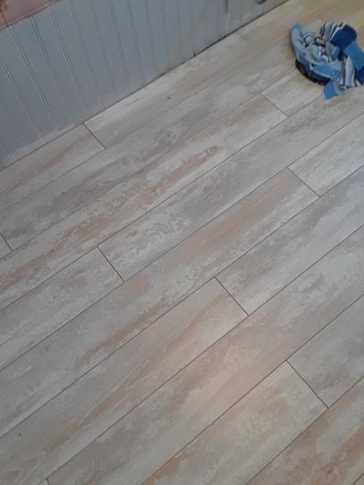 Pergo XP Riverbend Oak 10 mm Thick x 7-1/2 in. Wide x 47-1 ...