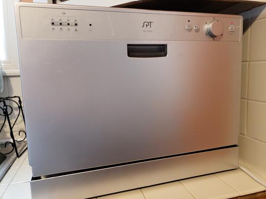 Spt Countertop Dishwasher In Silver With 6 Wash Cycles And Delay