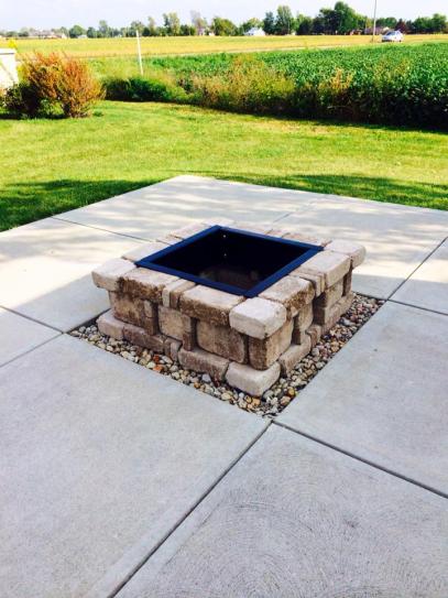 Pavestone Rumblestone 38 5 In X 14 In Square Concrete Fire Pit