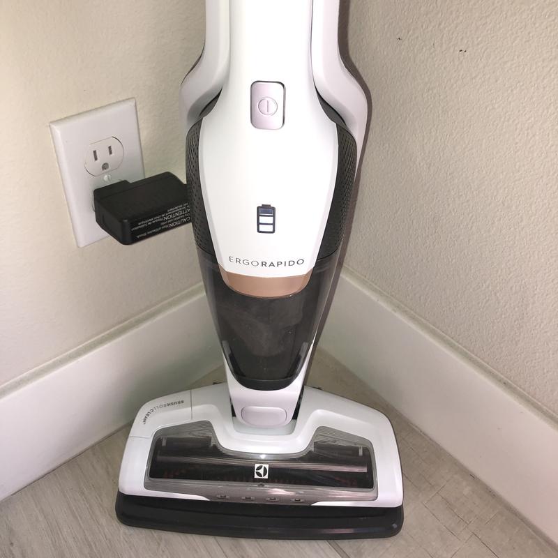 【Electrolux】ERGORAPIDO スティッククリーナー bedpro Electrolux】ERGORAPIDO スティッククリーナー bedpro Amazon