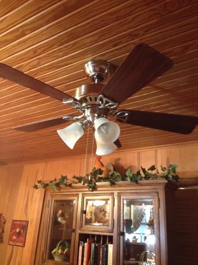 Hunter Beacon Hill 42 In Indoor Antique Brass Ceiling Fan