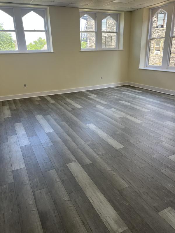 蘭ページ A&A Surfaces Edenton Grove 20 MIL x 7 in. W x 48 in. L