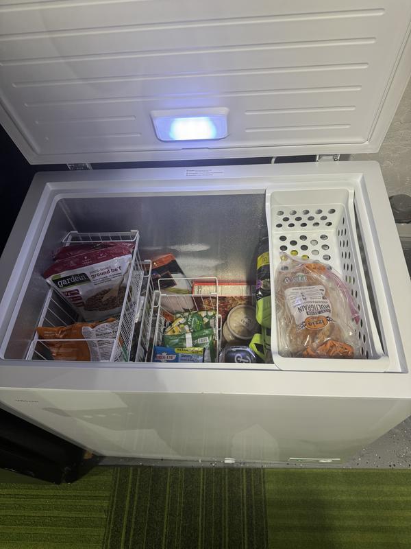 VISSANI 5 cu. ft. Manual Defrost Chest Freezer in White MDCF5WH