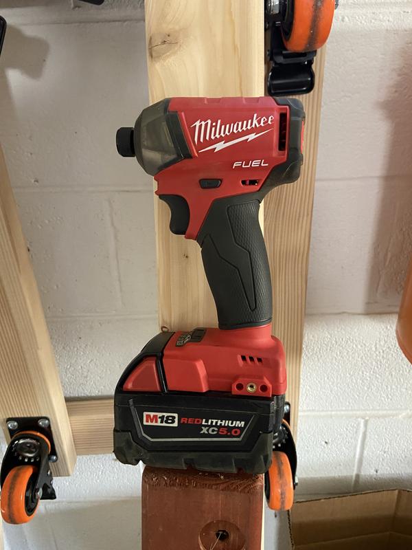 Milwaukee M18 FUEL SURGE 18V Lith-Ion Brushless Cordless 1/4 in