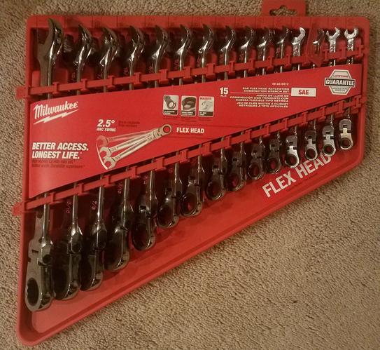 Milwaukee Combination SAE Wrench Mechanics Tool Set and Hook and Pick Set  (19-Piece) 48-22-9415-48-22-9215 - The Home Depot