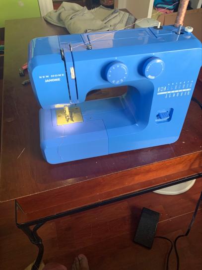 Reviews for Janome Blue Couture Easy-To-Use Sewing Machine