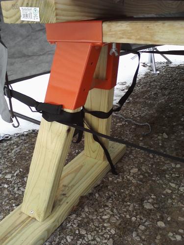 Heavy duty store sawhorse brackets