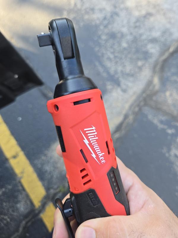 Milwaukee M12 12V Lithium-Ion Cordless 3/8 in. Ratchet (Tool-Only