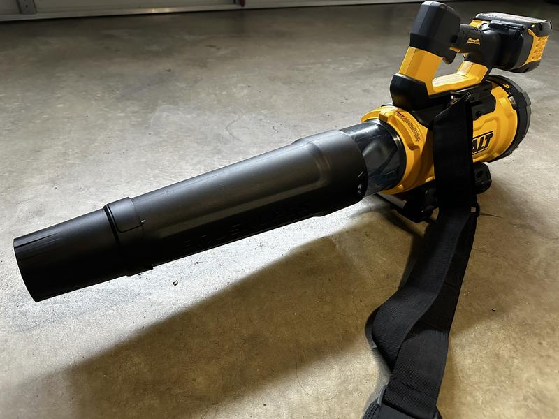 DeWalt 60V Max 125 MPH 600 CFM Brushless Cordless Battery Powered - Main Image