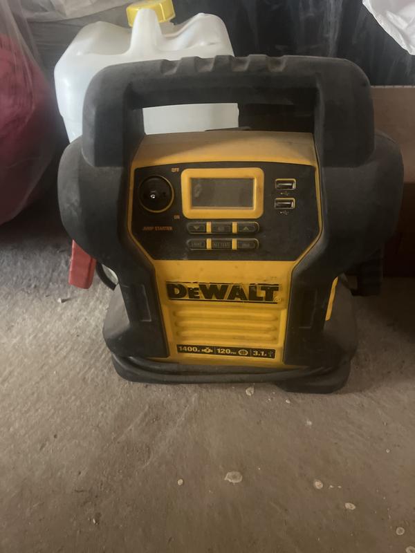 Reviews for DEWALT 2000-Peak Amp Portable Jump Starter with Digital  Compressor, USB and AC Power Bank | Pg 1 - The Home Depot