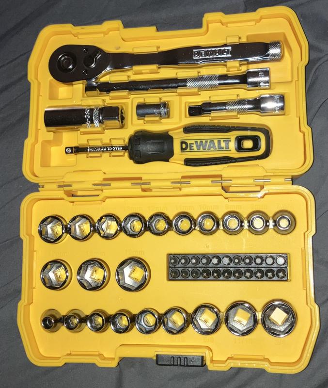DEWALT 3/8 in. Drive SAE and Metric Mechanics Tool Set (50-Piece