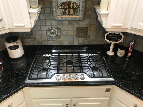 Frigidaire 36 In Gas Cooktop In Stainless Steel With 5 Burners