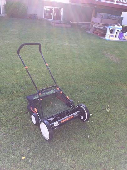 Reviews for Remington 18 in. Manual Walk Behind Reel Lawn Mower with Attachable Bagger and 9 Position Cutting Heights Pg 1 The Home Depot