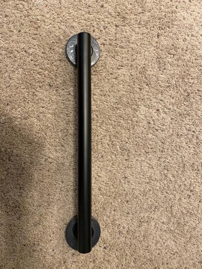 41824-SS - Delta 41824-SS - BathSafety 24 Contemporary Decorative ADA Grab Bar Stainless 41824-SS - Delta 41824-SS - BathSafety 24 Contemporary Decorative ADA Grab Bar Stainless