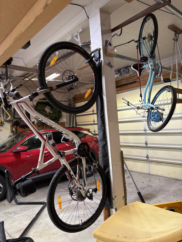 Delta 1-Bike Wall Ride Vertical Bike Storage Hook With Tire Wall