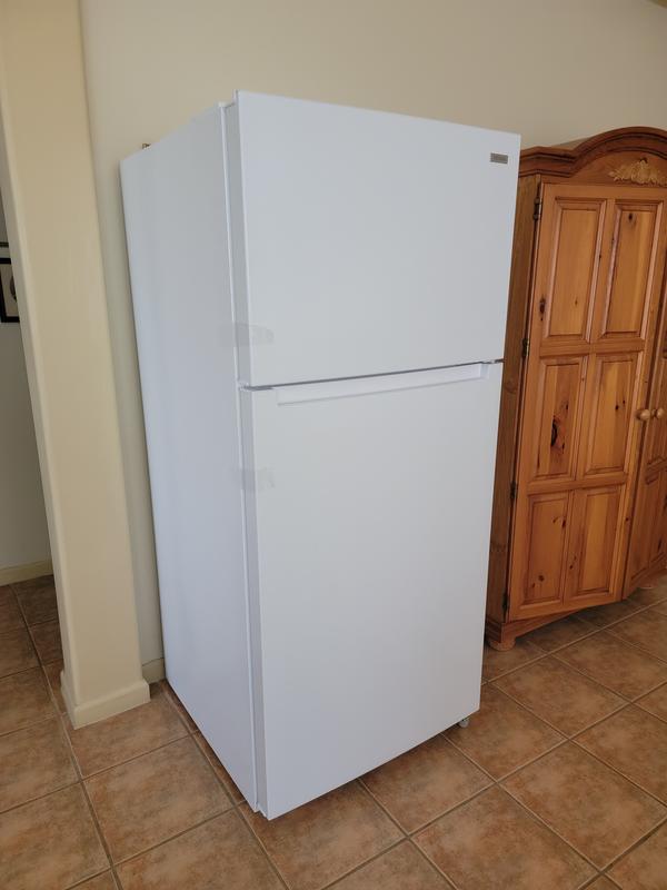 Have a question about Vissani 18 cu. ft. Top Freezer Refrigerator
