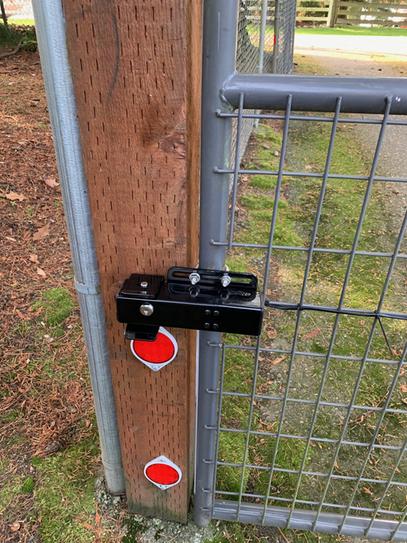 Mighty Mule Automatic Gate Lock for Single and Dual Swing Gate Openers ...