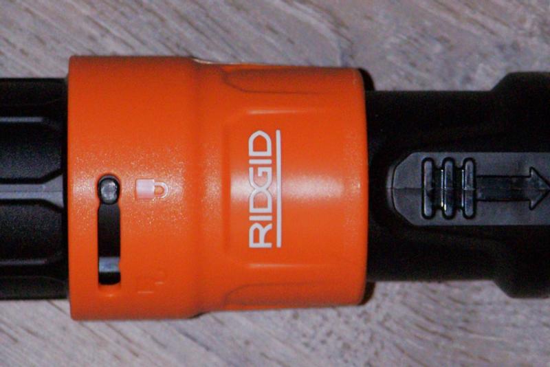 RIDGID 1-7/8 in. VT1718 Locking Telescoping Extension Wand
