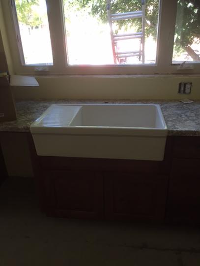 Quatro Alcove Reversible Series Farmhaus Farmhouse Apron Front Fireclay 36 in. Single Bowl Kitchen Sink in White Quatro Alcove Reversible Series Farmhaus Farmhouse Apron Front Fireclay 36 in. Single Bowl Kitchen Sink in White