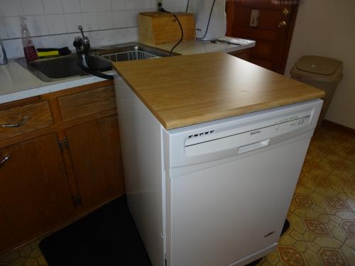Maytag Jetclean Plus Portable Dishwasher In White With 10 Place