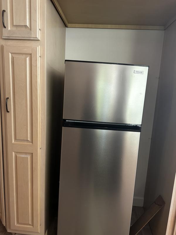 Vissani 7.1 cu. ft. Top Freezer Refrigerator in Stainless Steel