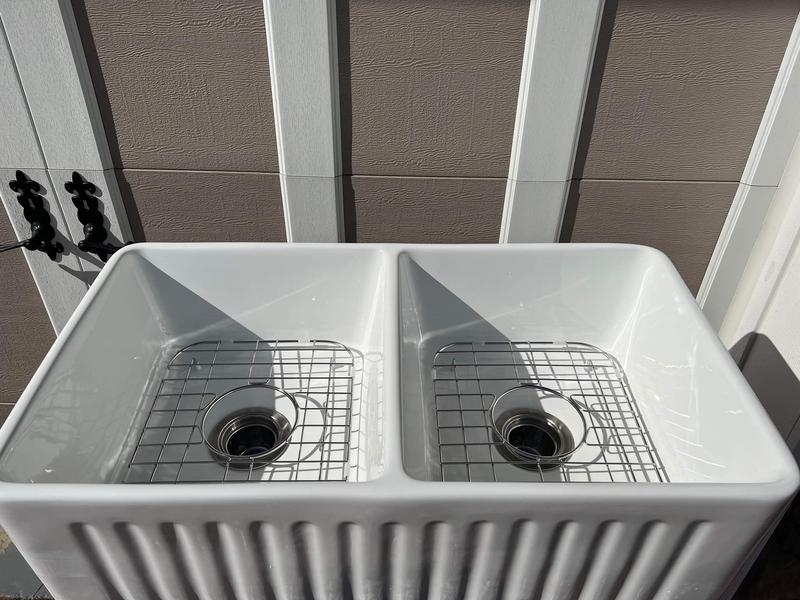 Have a question about DEERVALLEY Eclipse White Ceramic 33 in