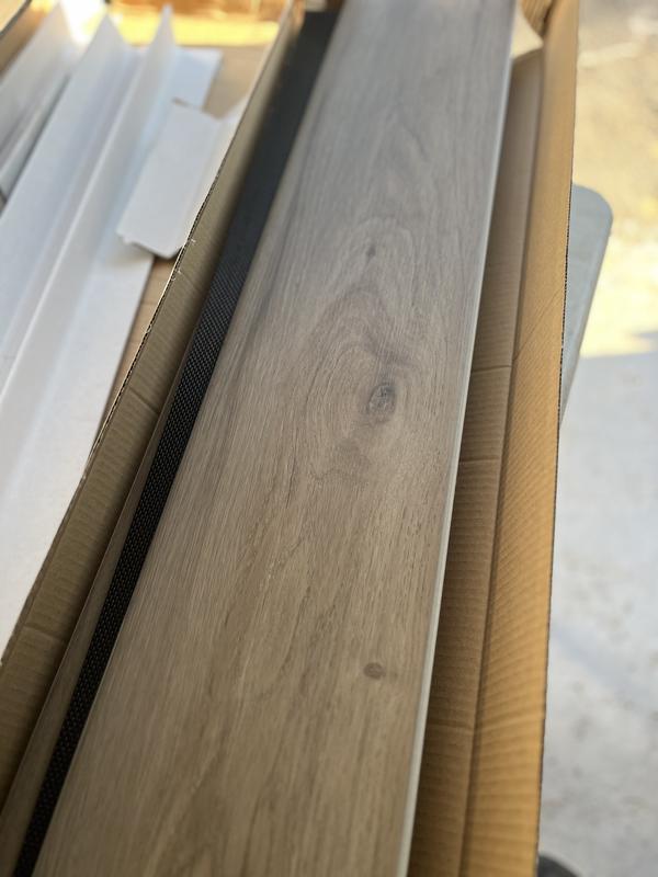 SELKIRK FLOORS Swift Olympic 20 MIL x 7 in. W x 60 in. L Click