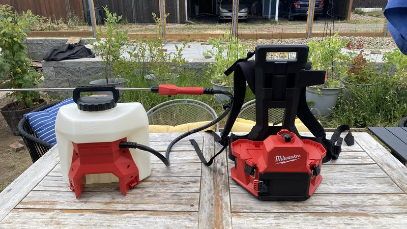 Milwaukee 4 Gal. Pesticide Sprayer Tank Assembly with Switch Tank