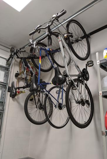 rubbermaid fasttrack bike hanger