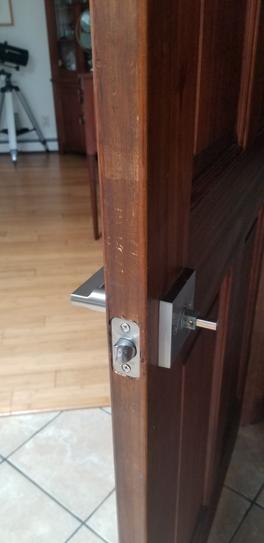 Kwikset Halifax Square Venetian Bronze Passage Hall/Closet Door