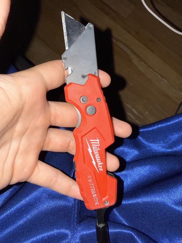 Milwaukee 8-in-1 Compact Multi-Bit Screwdriver with Fastback 6-in