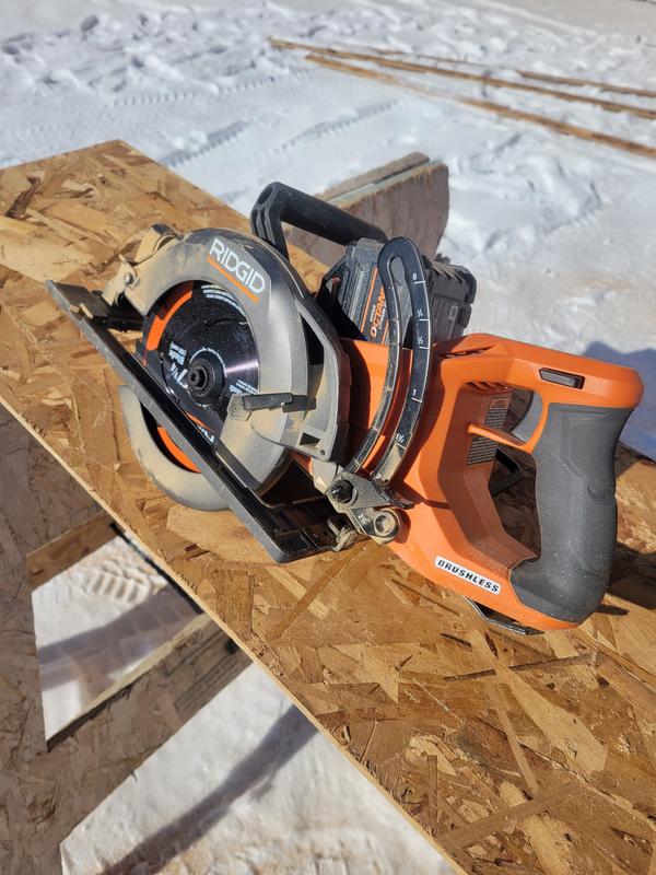 Reviews for RIDGID 18V Brushless Cordless 7 1 4 in. Rear Handle Circular Saw Tool Only Pg 1 The Home Depot