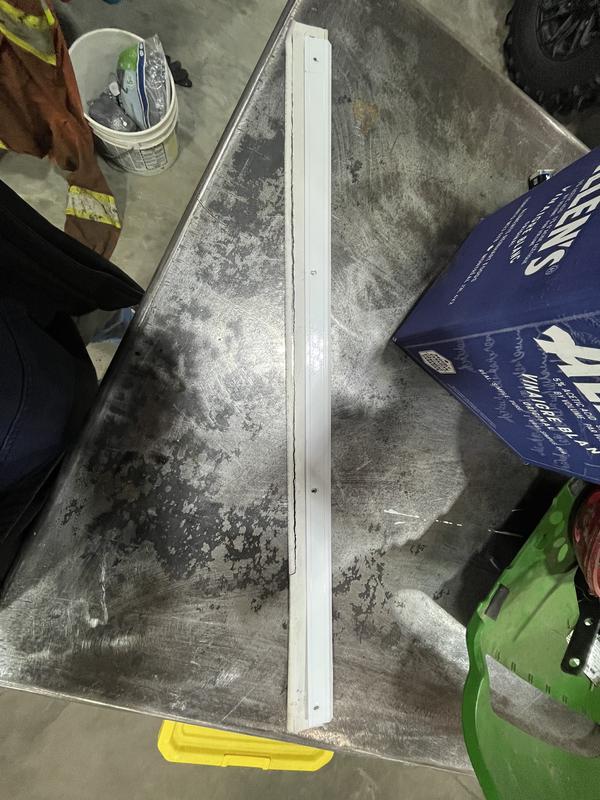 Nit alcove ホワイト　トップス 2-1/8″ Ecolite Flip Top | 33-400 Lightweight Plastic Cap | Aptar