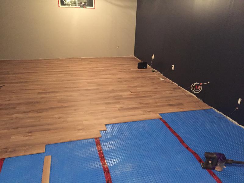 DMX 1STEP 100 sq. ft. 3.67 ft. x 27 ft. 6 in. Unique Air Gap