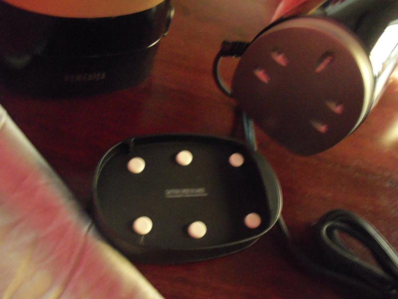 Steamer/Iron and iron rest to set it between use