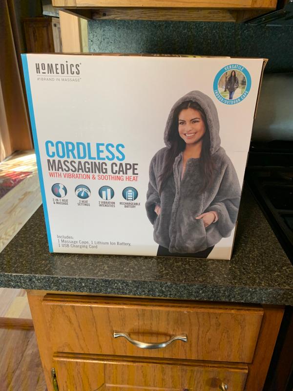 Cordless cape