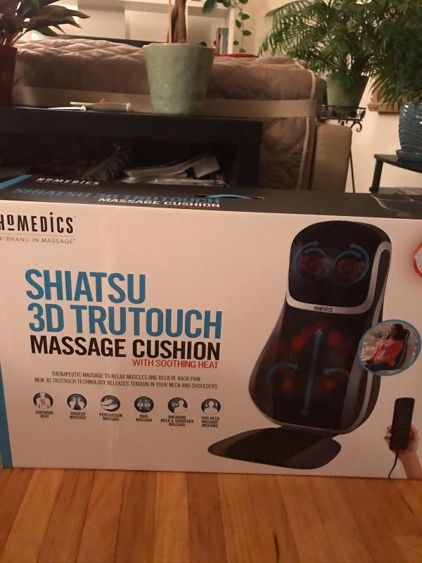 HoMedics Shiatsu 3D TruTouch Massage Cushion wi th Heat 