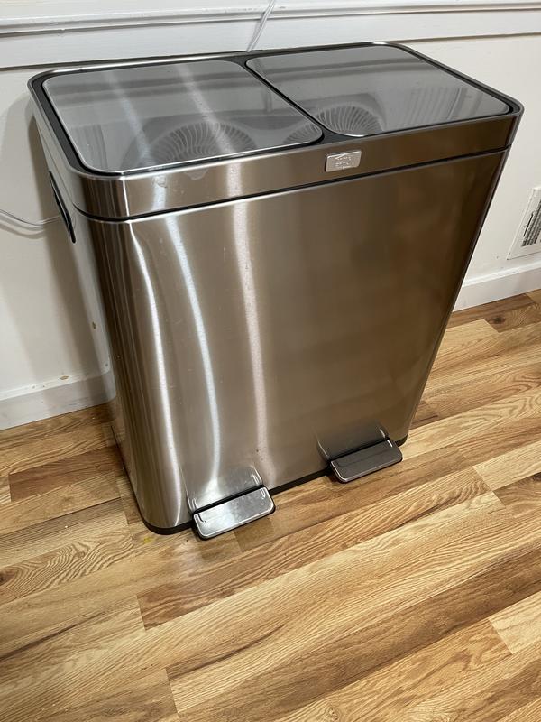 Customer carousel item 12.