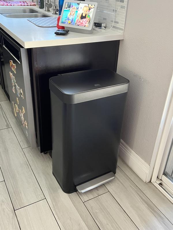 Customer carousel item 5.