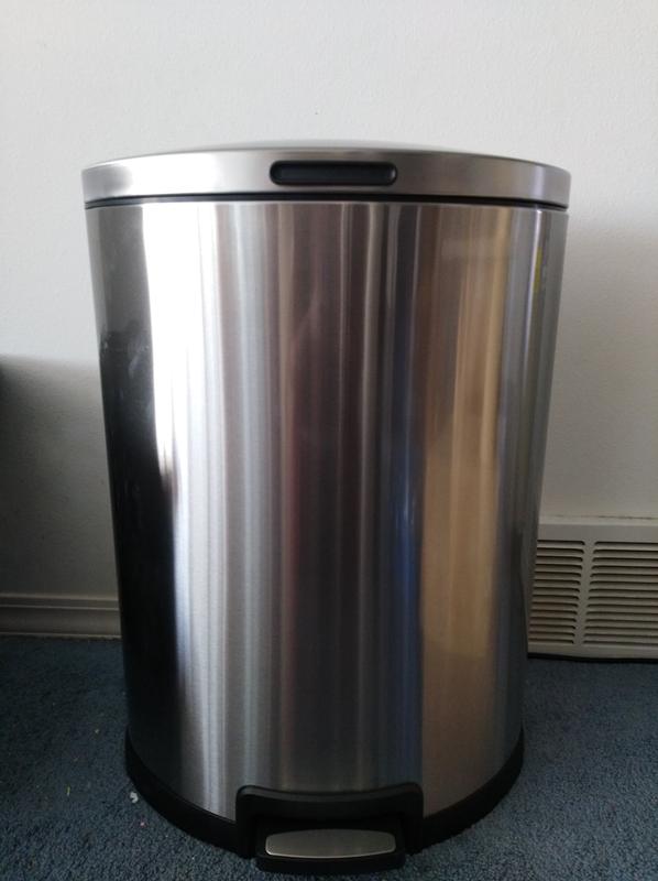 Home Zone Living 12 Gallon Kitchen Trash Can, Semi-Round Stainless Steel, Step Pedal, 45 Liter