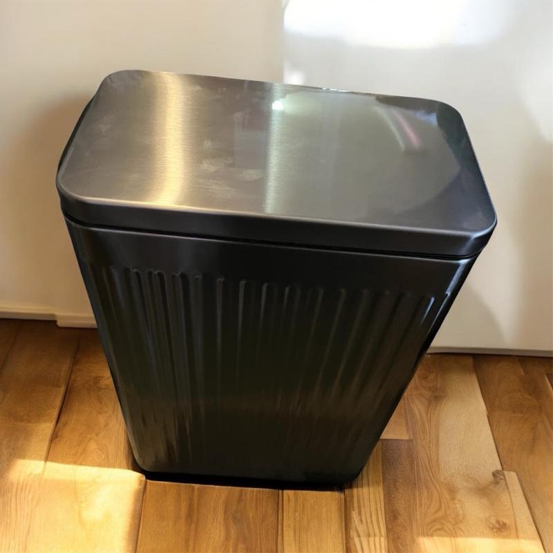 Customer carousel item 9.