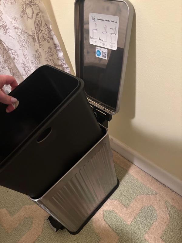 Customer carousel item 3.