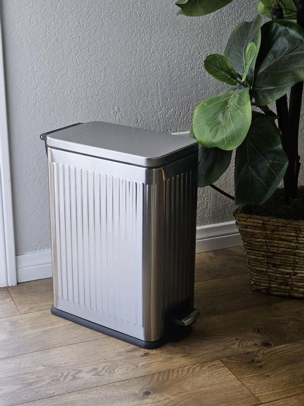 Customer carousel item 7.