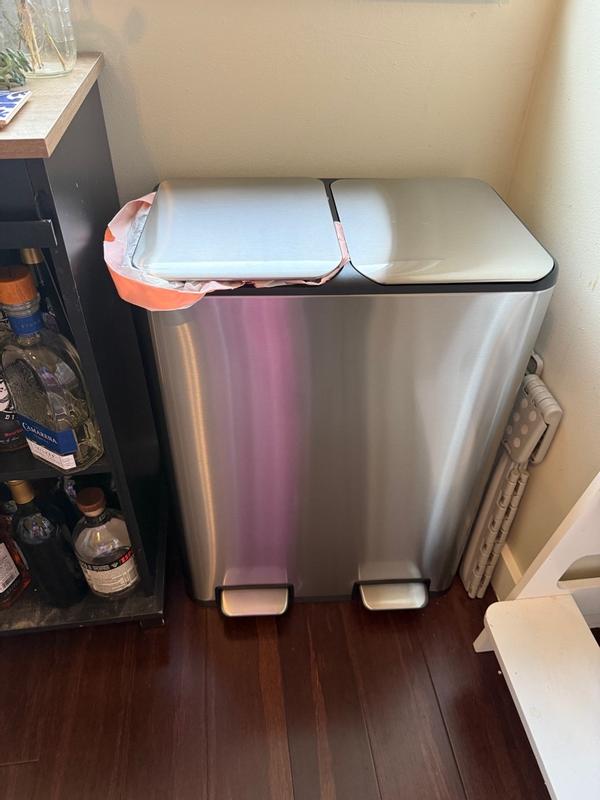 Customer carousel item 11.